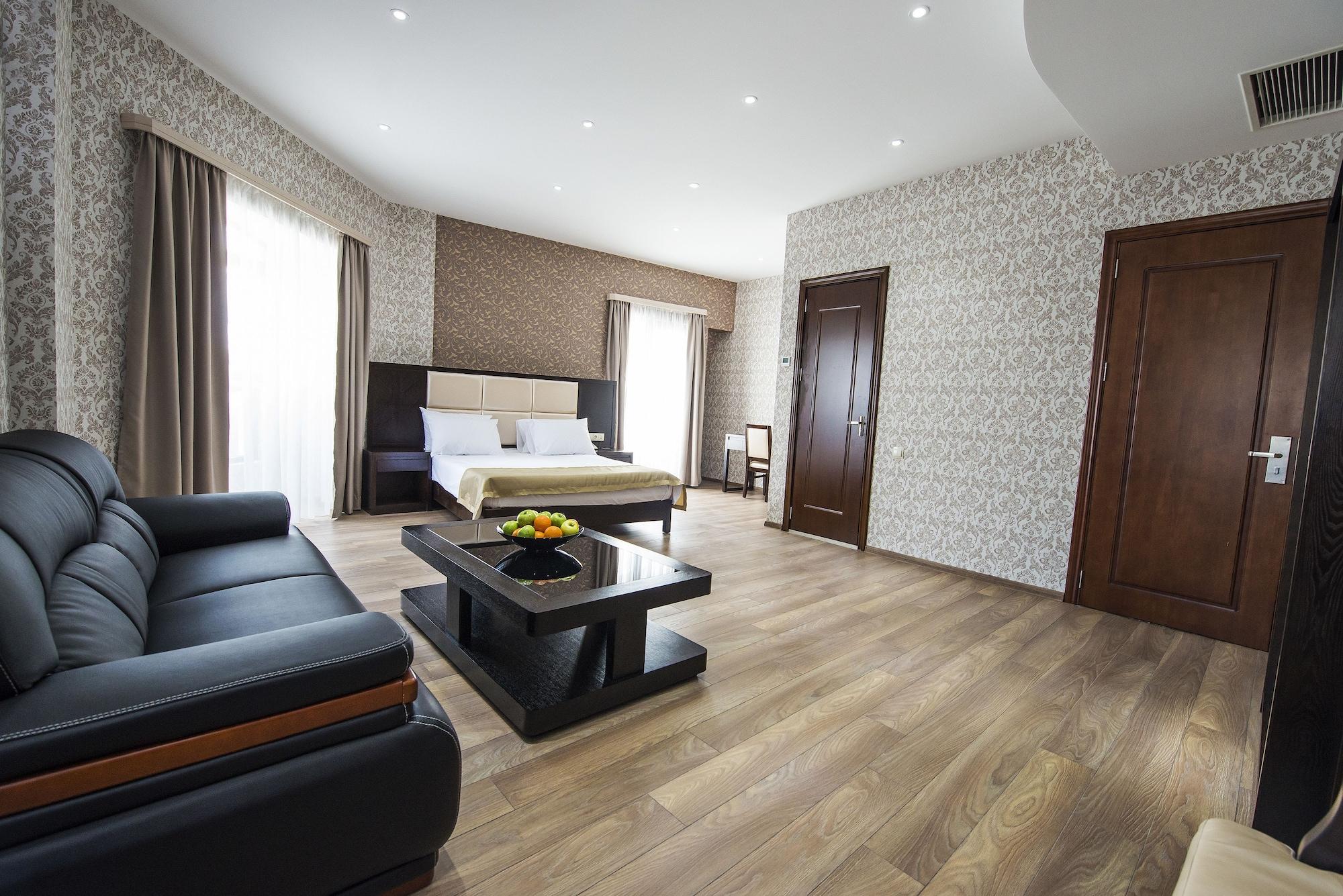 Tbilisi Inn Kültér fotó