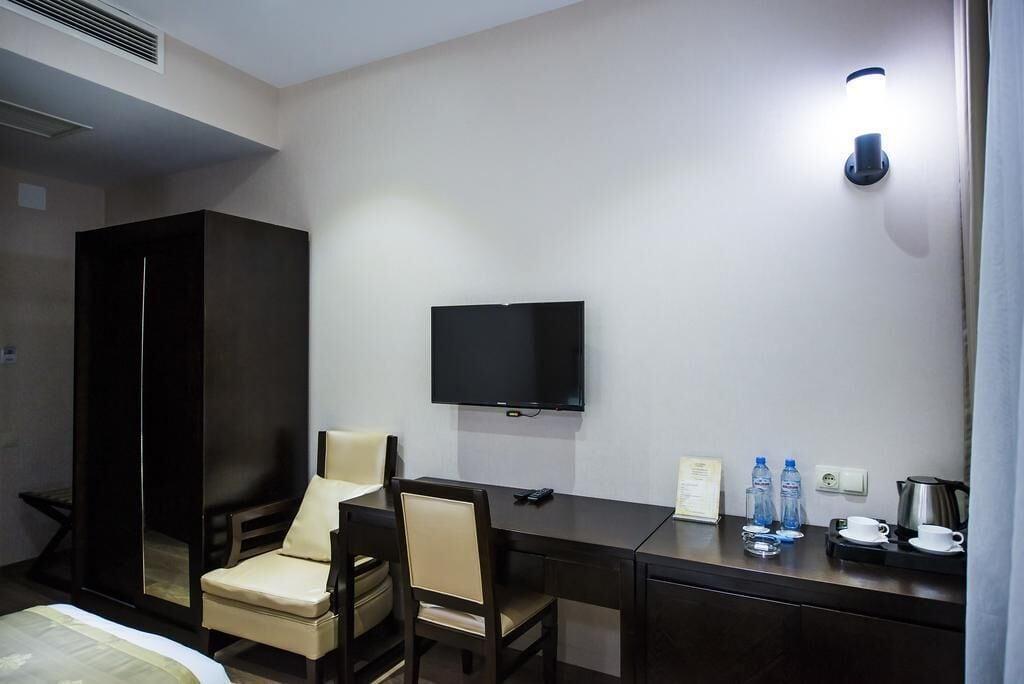 Tbilisi Inn Kültér fotó