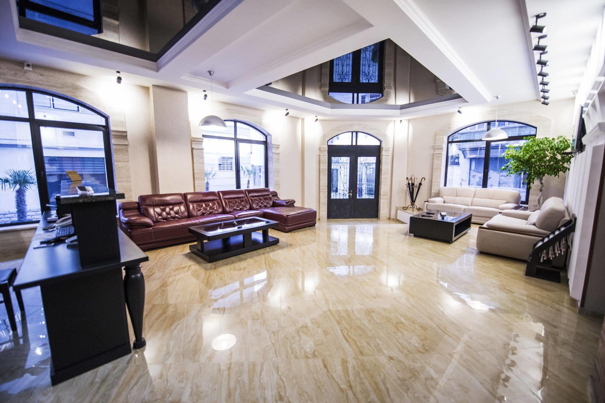 Tbilisi Inn Kültér fotó
